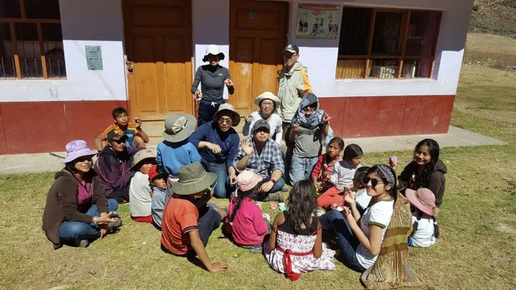 Grupo de niños de Mariscal Gamarra, Apurímac.